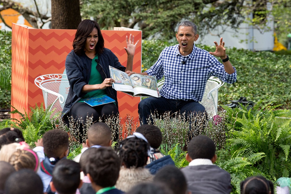 Як подружжя Обама емоційно читало пасхальну казку у Блому домі  - фото 1